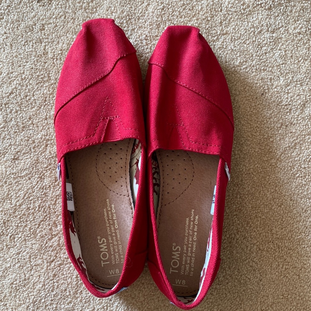 Tom’s size 8 Alpargata canvas shoes - NEW